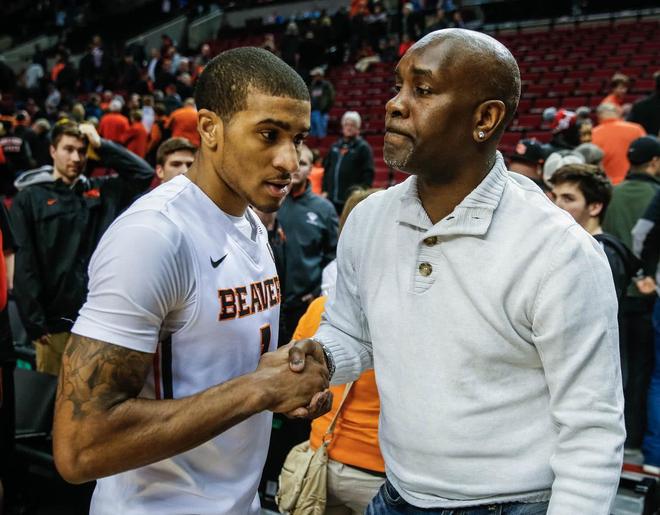 略角度看 略角度看