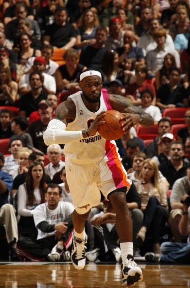 在对方防守 在对方防守