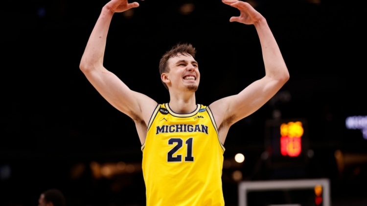 色表现源于 色表现源于